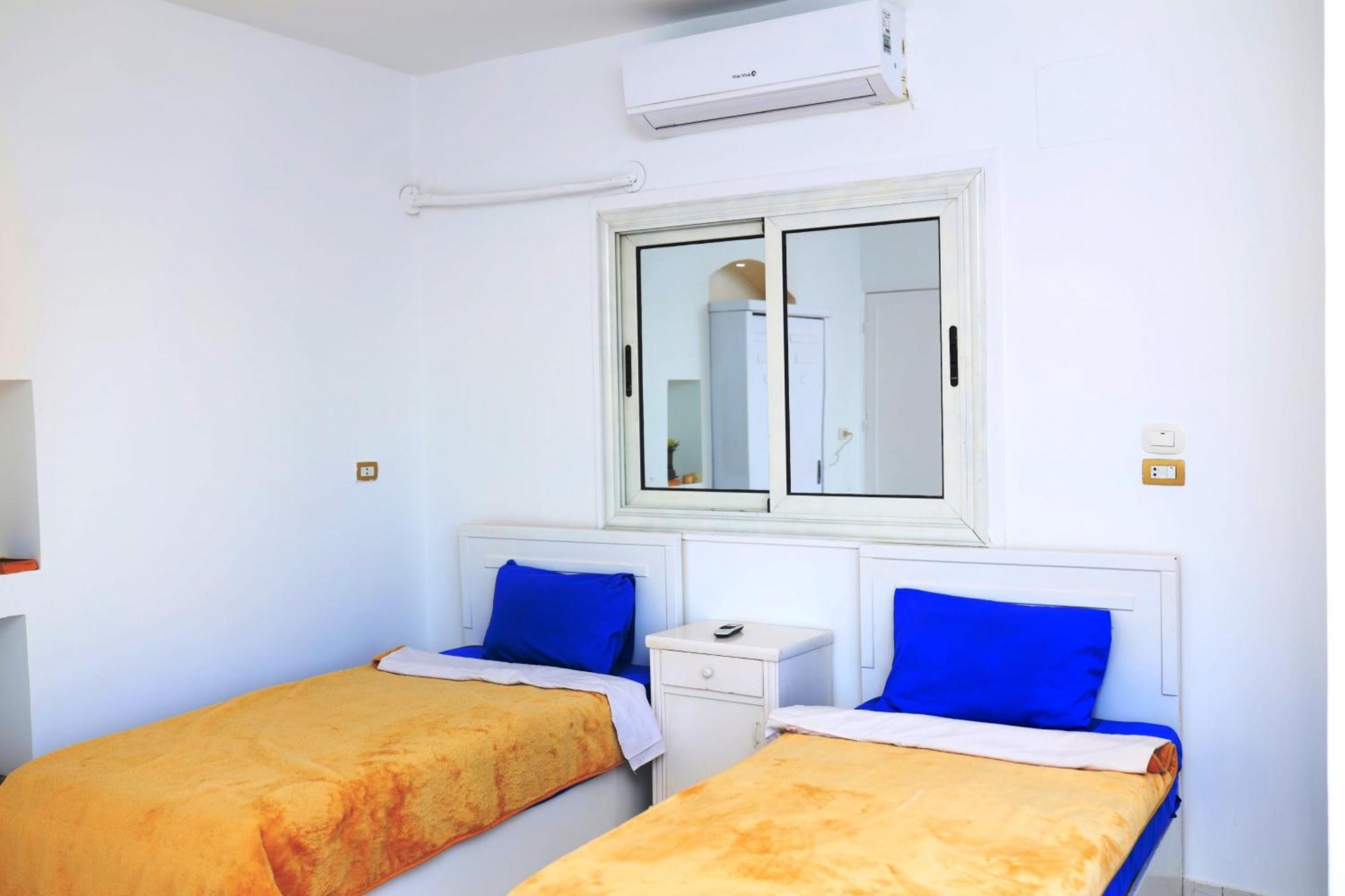 Spring Hotel Луксор Екстериор снимка